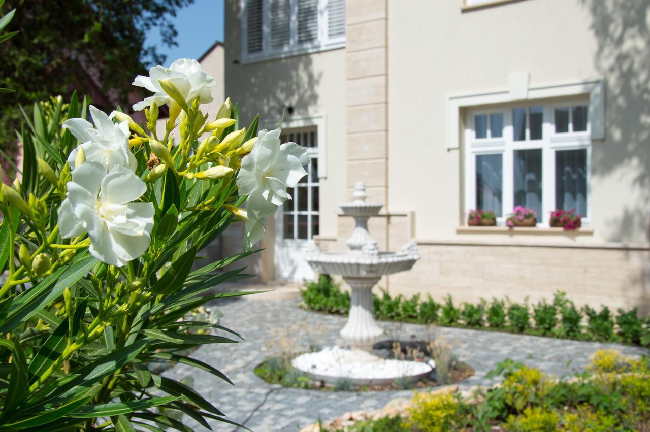 Villa Fontana 블로톤퓌레드 외부 사진