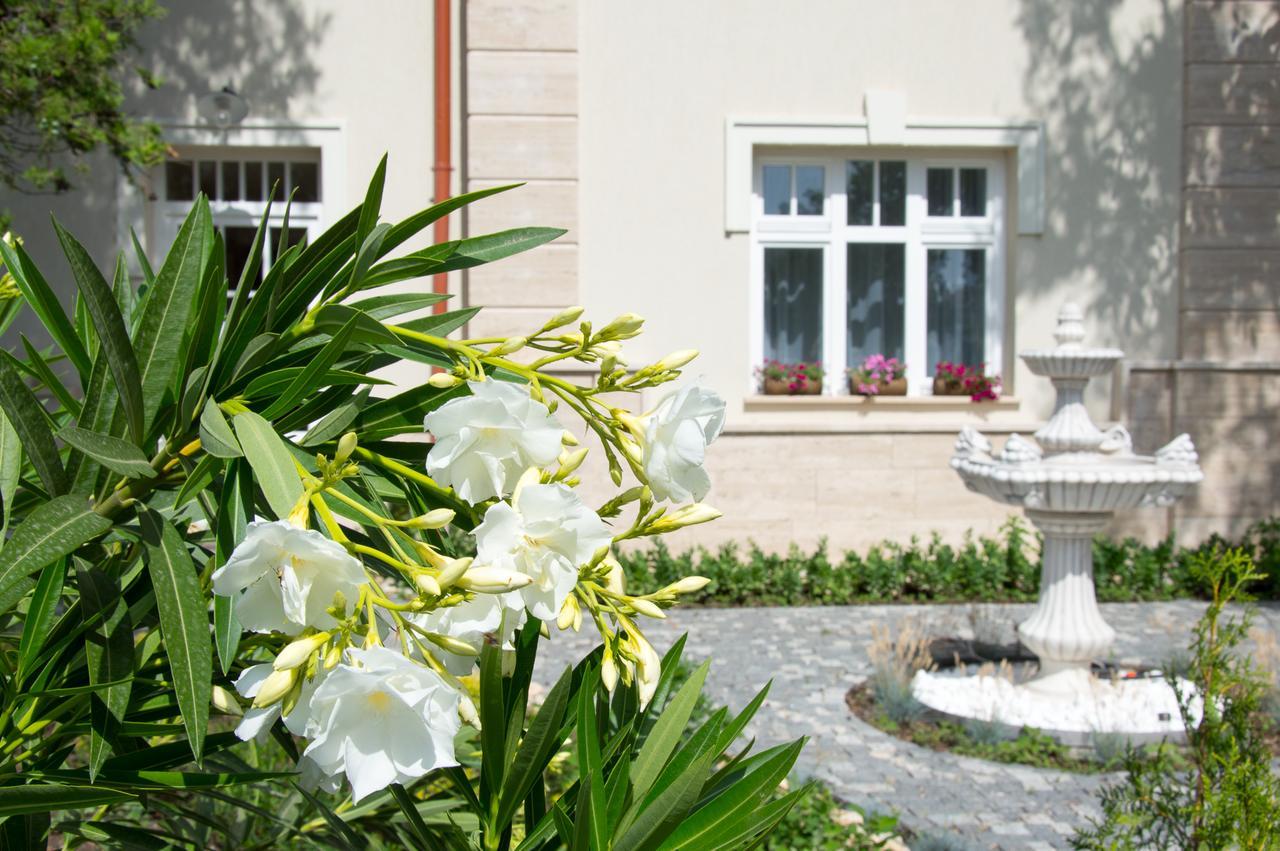 Villa Fontana 블로톤퓌레드 외부 사진